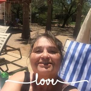 Meet your Posher, Priscilla